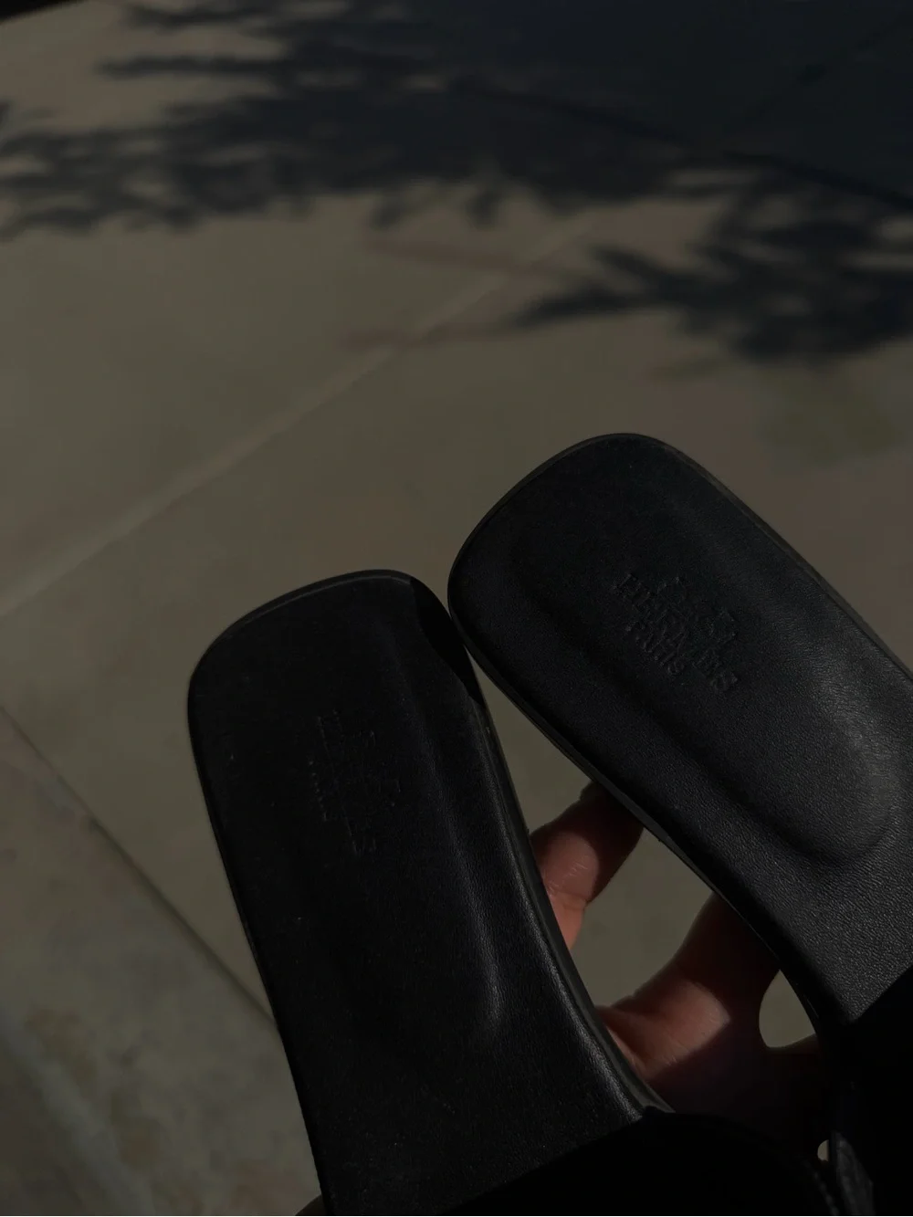 Othr sleek black